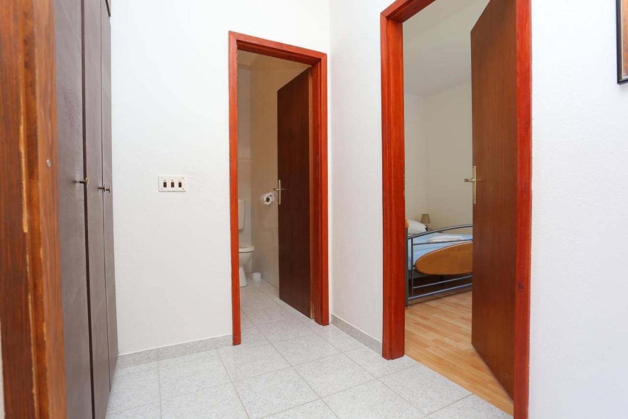 Apartments With A Parking Space Lokva Rogoznica, Omis - 17645 Exterior foto